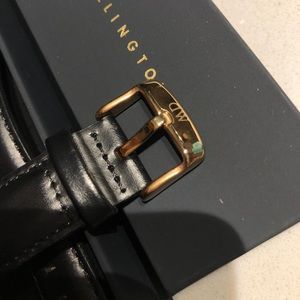 Daniel Wellington leather strap